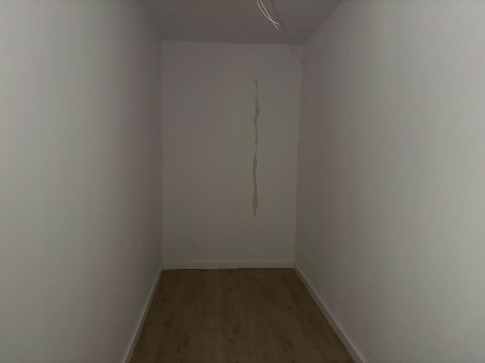 Apartament spatios l 2 Camere l Parcare l Bloc nou l Eroilor 