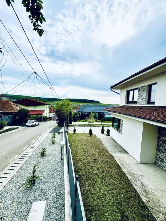 Casa individuala > Chinteni > 193 mp teren 539 mp 