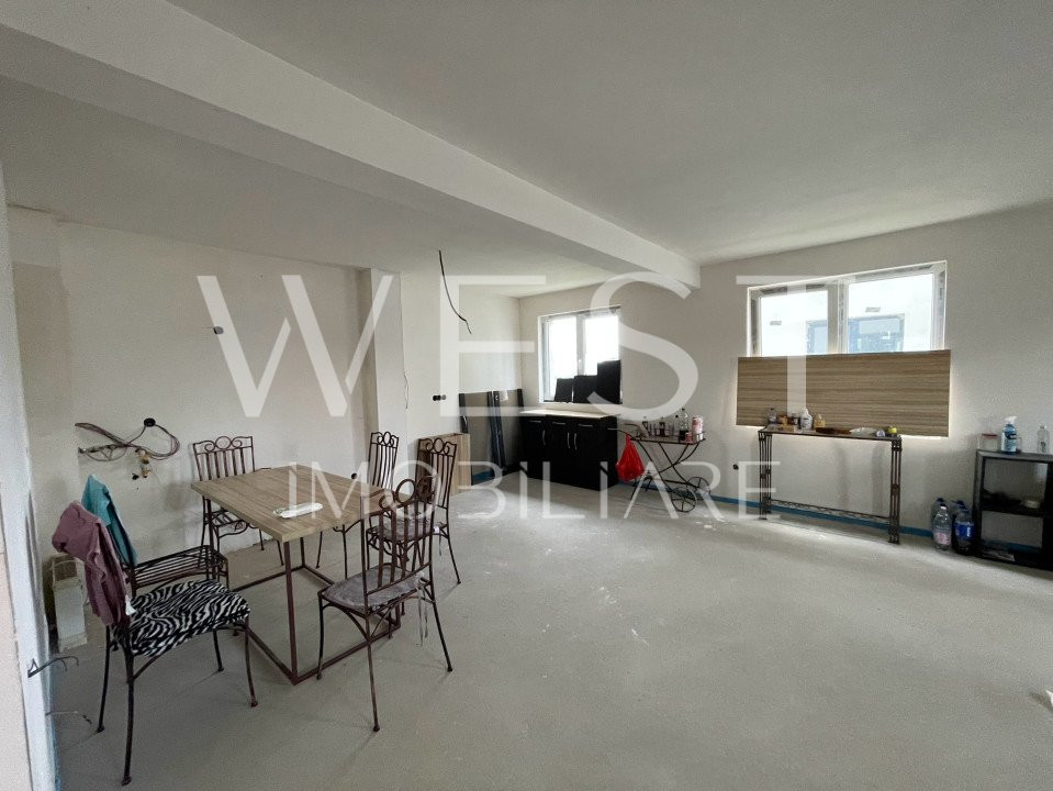 Casa individuală P+E+M cu 5 cam, 180mp! Teren 450mp! Dezmir!