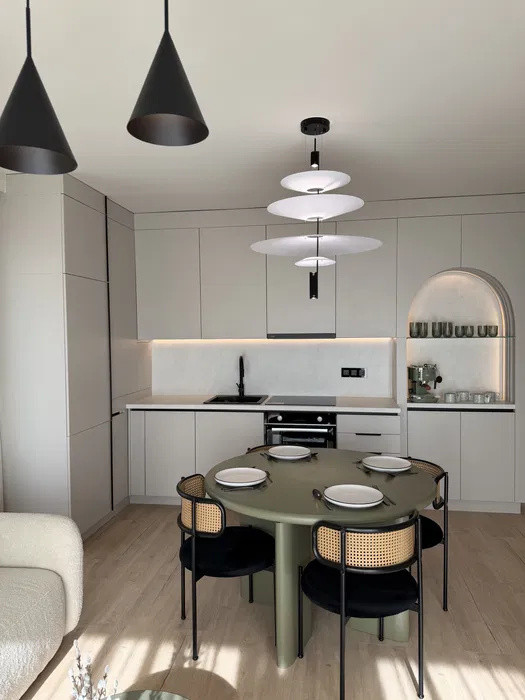 Apartament 3 camere modern mobilat si utilat l Su 55.46 l Zona Eroilor