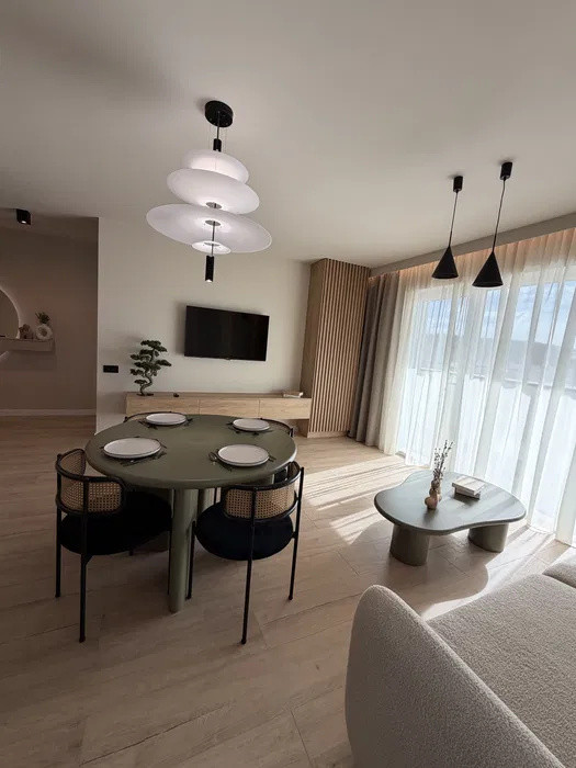 Apartament 3 camere modern mobilat si utilat l Su 55.46 l Zona Eroilor