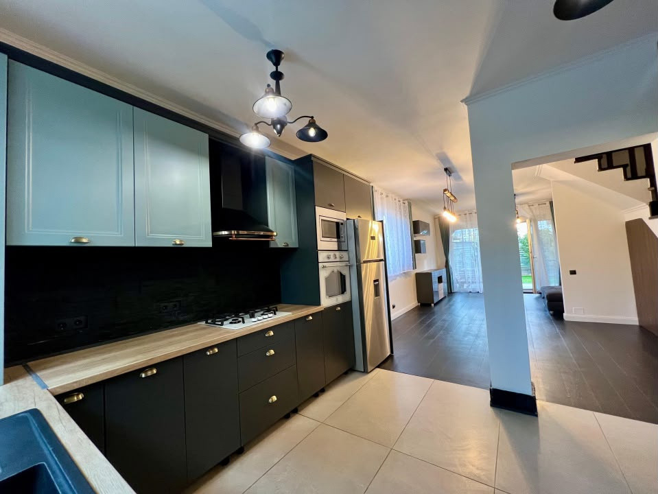 De vanzare > Duplex modern in cartierul europa 