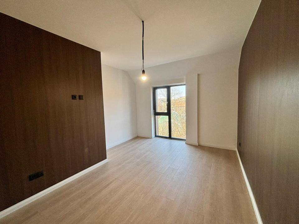 Casa moderna semifinisata >5 camere > Popesti Cluj-N