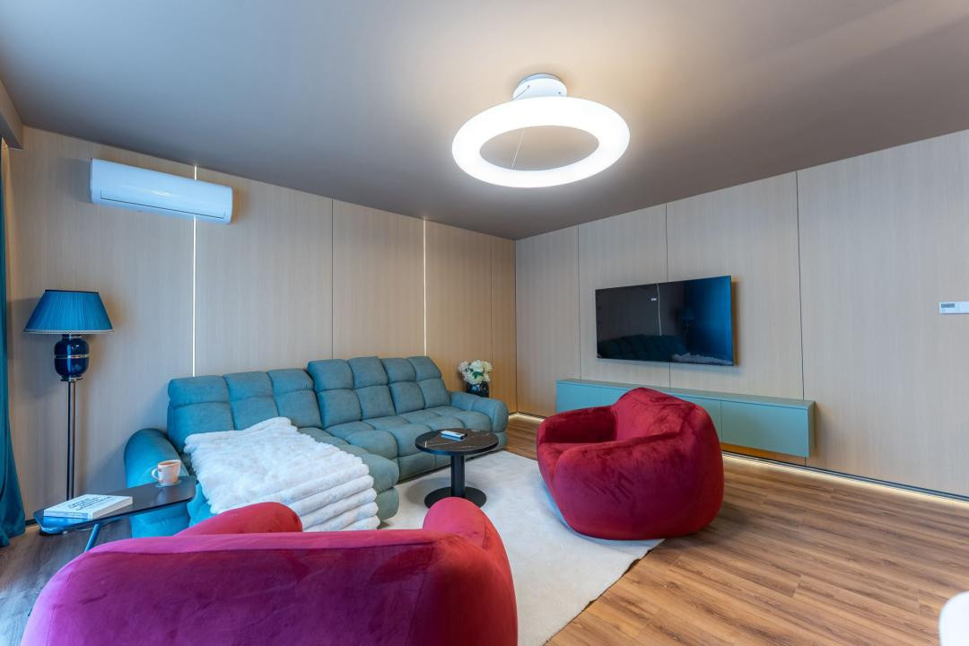 Apartament ultrafinisat l 2 camere l terasa l parcare l Intre Lacuri 