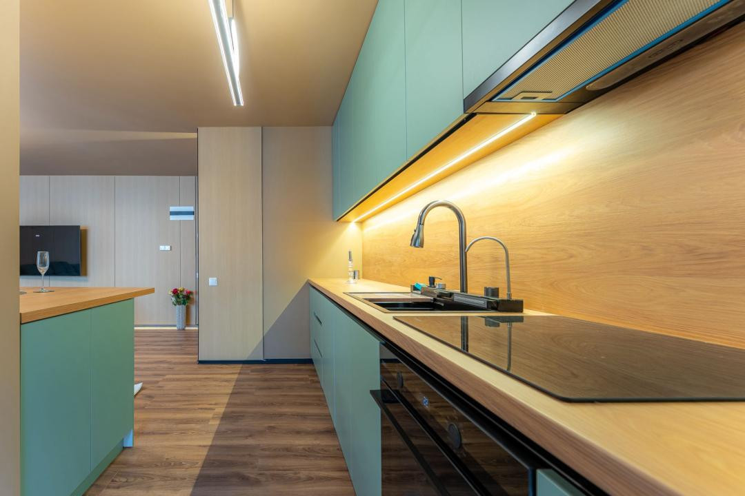 Apartament ultrafinisat l 2 camere l terasa l parcare l Intre Lacuri 