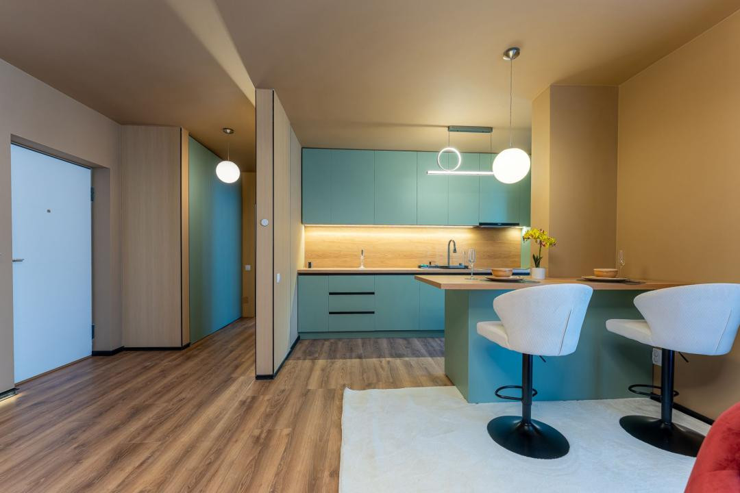 Apartament ultrafinisat l 2 camere l terasa l parcare l Intre Lacuri 
