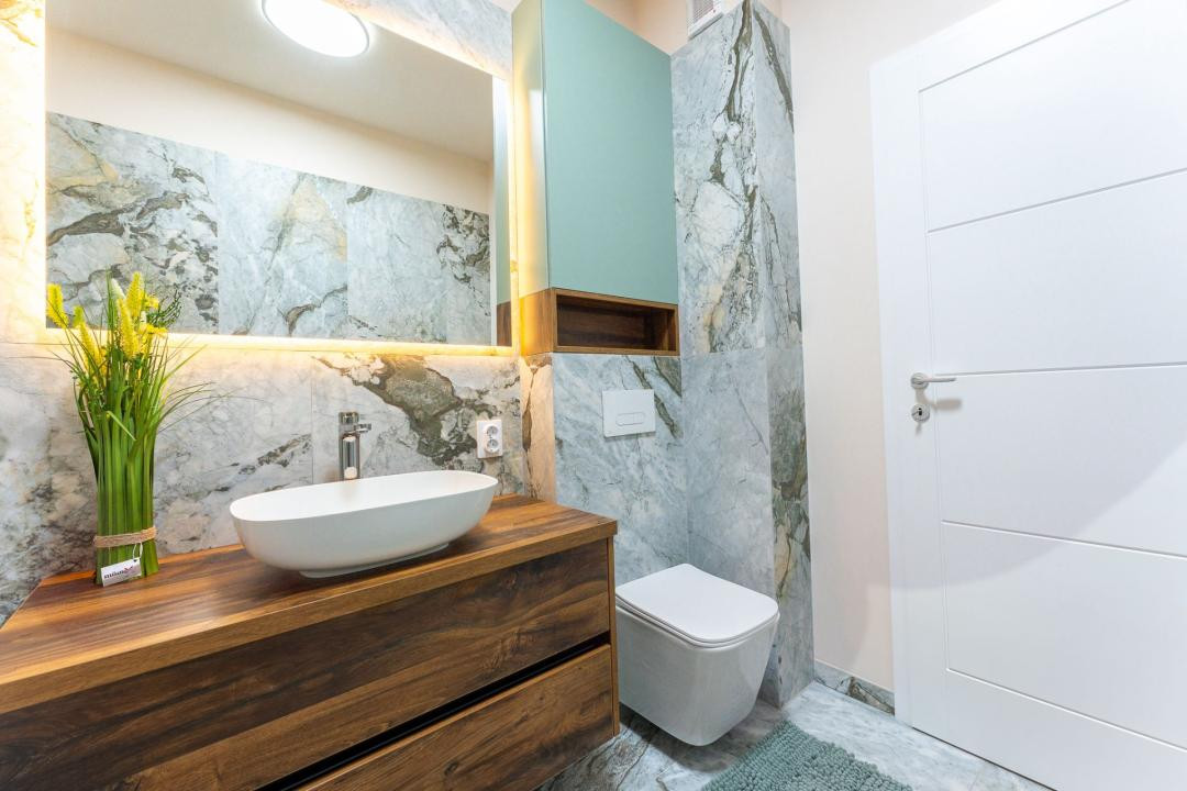 Apartament modern l 2 camere l la cheie l bloc nou l parcare l Eroilor