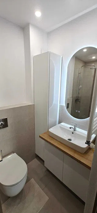 Apartament modern cu 3 camere | 70 mp + balcon 10 mp | Parcare subterană | BMW