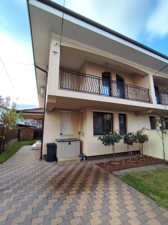 Duplex 4 camere l Su 120 mp l Teren 200 mp l 2 Parcari l Zona Florilor