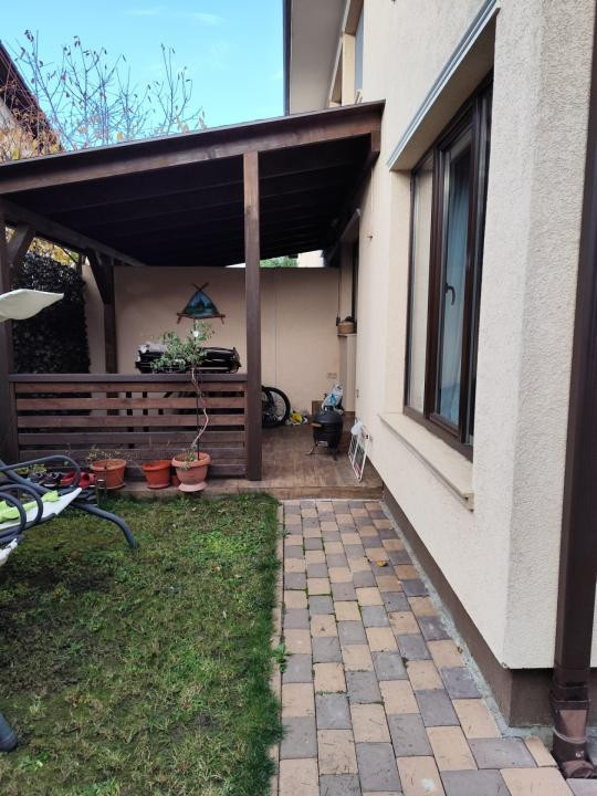 Duplex 4 camere l Su 120 mp l Teren 200 mp l 2 Parcari l Zona Florilor