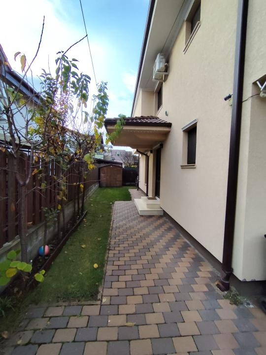 Duplex 4 camere l Su 120 mp l Teren 200 mp l 2 Parcari l Zona Florilor