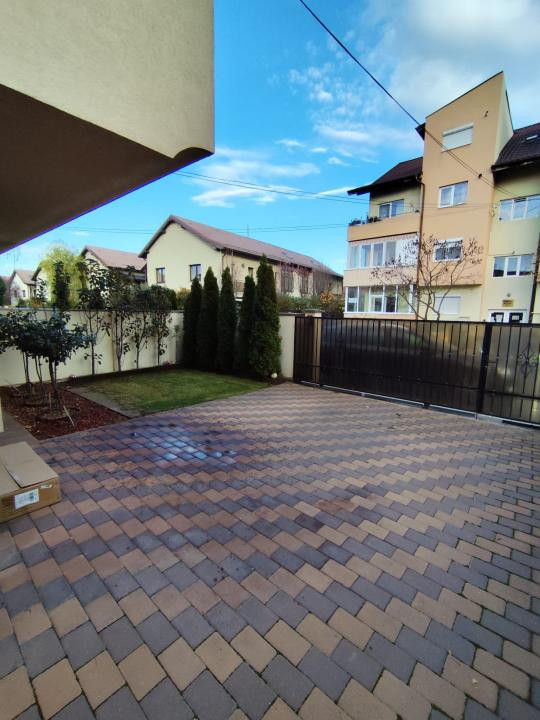 Duplex 4 camere l Su 120 mp l Teren 200 mp l 2 Parcari l Zona Florilor