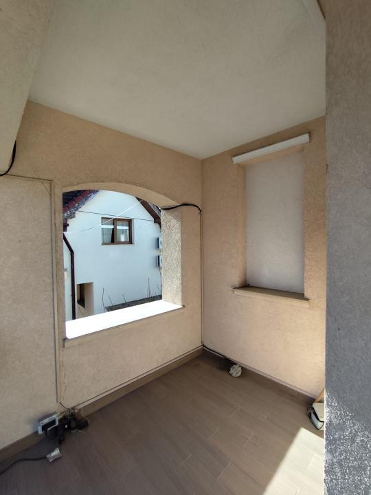 Duplex 4 camere l Su 120 mp l Teren 200 mp l 2 Parcari l Zona Florilor