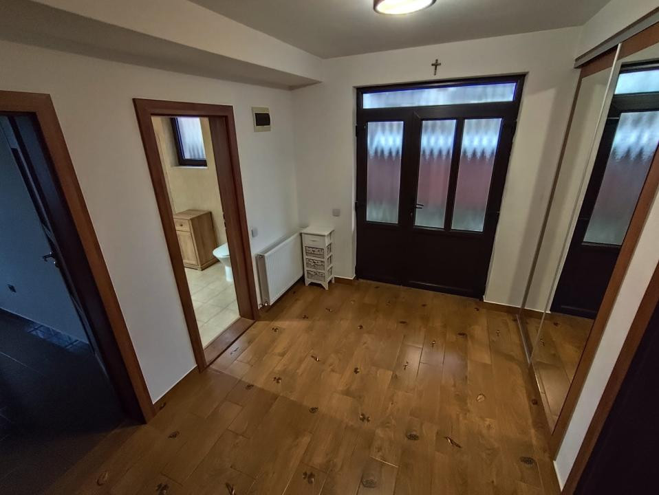 Duplex 4 camere l Su 120 mp l Teren 200 mp l 2 Parcari l Zona Florilor