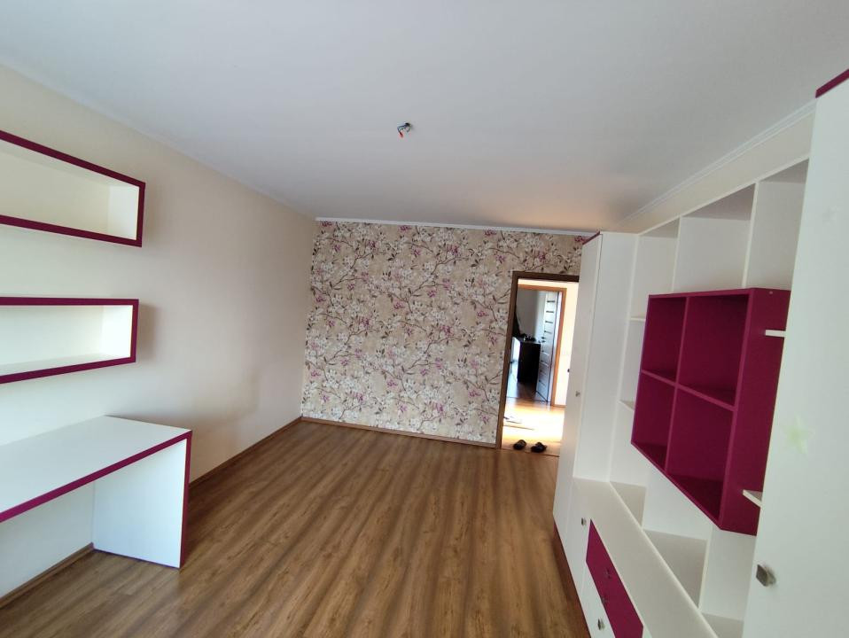 Duplex 4 camere l Su 120 mp l Teren 200 mp l 2 Parcari l Zona Florilor