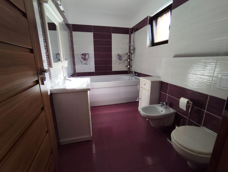 Duplex 4 camere l Su 120 mp l Teren 200 mp l 2 Parcari l Zona Florilor