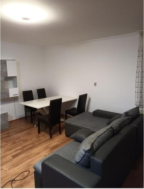 Apartament 2 camere mobilat, utilat l Su 52.61 mp l Strada Florilor
