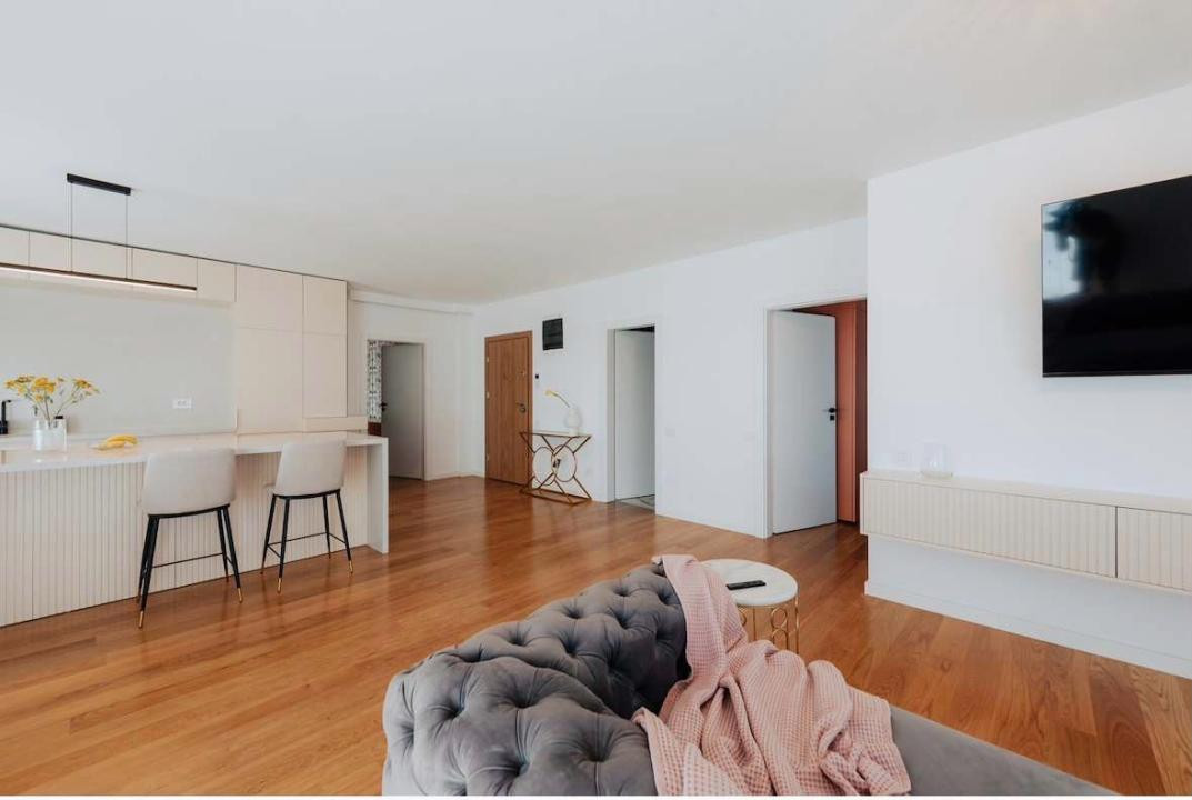 Apartament de lux de inchiriat >Louis Pasteur
