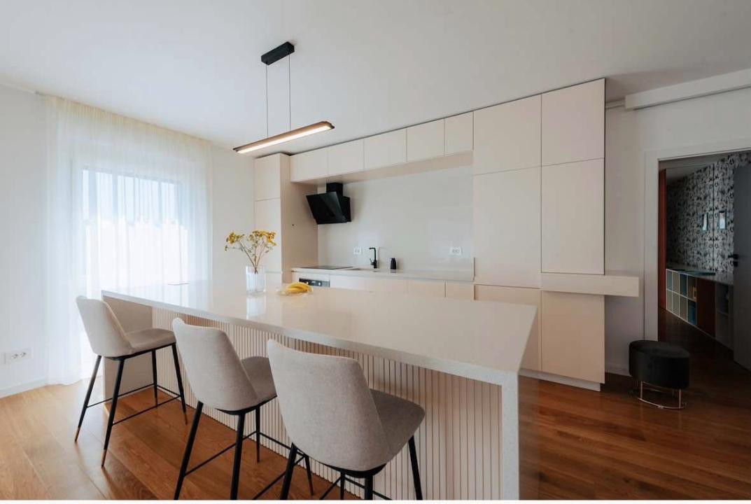 Apartament de lux de inchiriat >Louis Pasteur