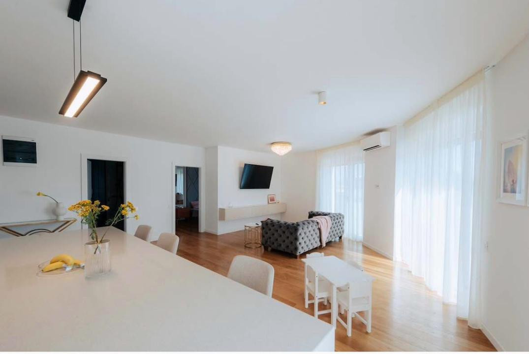 Apartament de lux de inchiriat >Louis Pasteur