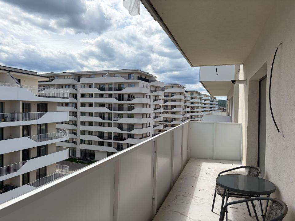 Apartament superfinisat l 2 camere l terasa l bloc nou l Eroilor 