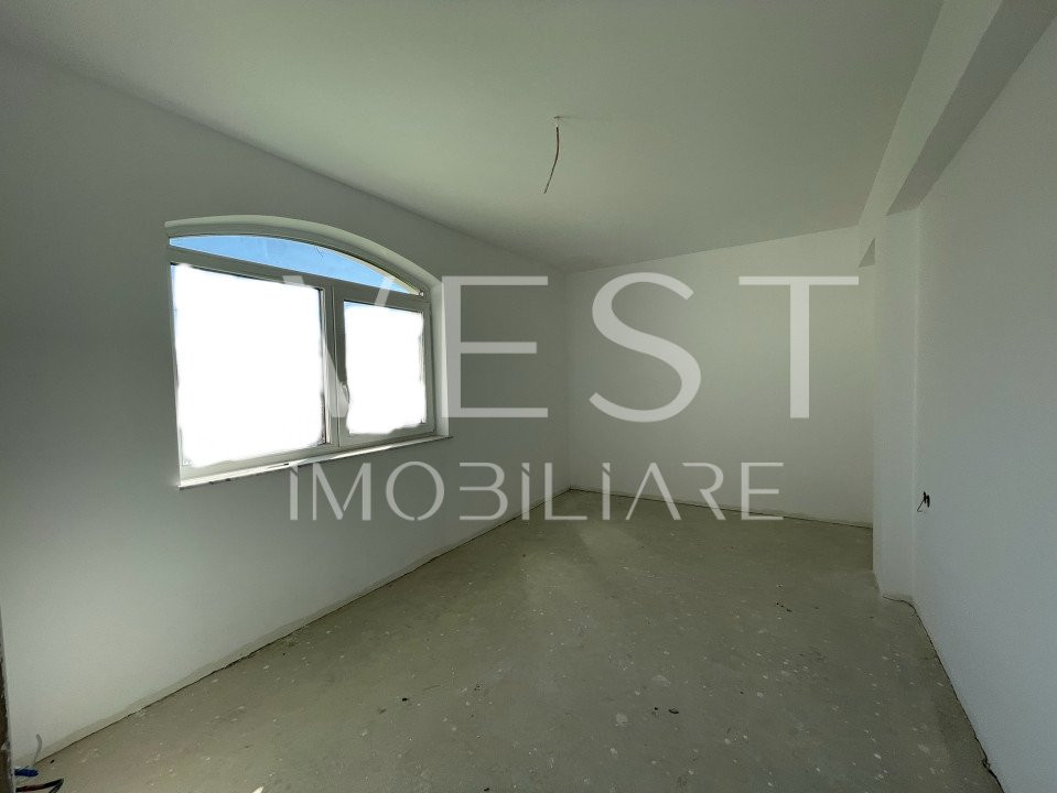 Casa individuală P+E cu 4 cam/130mp! Teren 450mp! 2 parcări! Dezmir!
