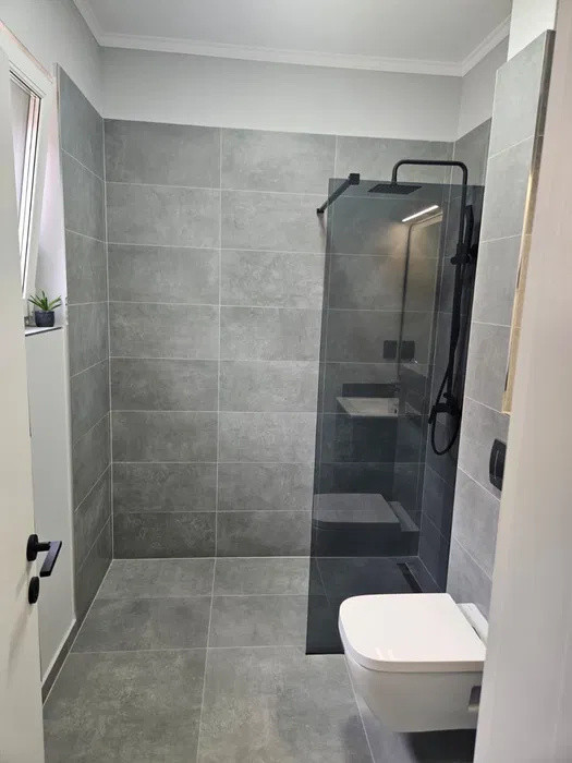 Apartament 2 camere modern l la cheie l Su 38 mp l Parcare l zona Terra