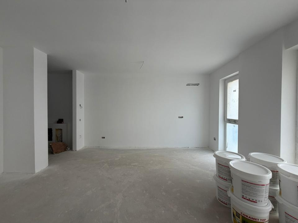 Apartament 1 camera l balcon l bloc nou l parcare l Elite Junior 