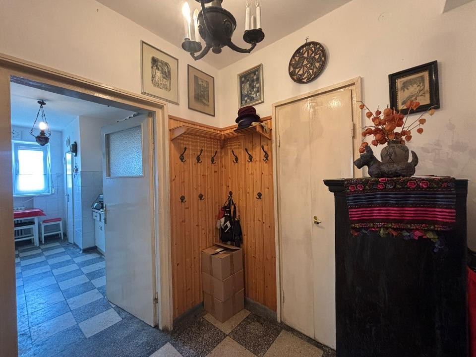 Apartament decomandat l 2 camere | parcare l Republicii 