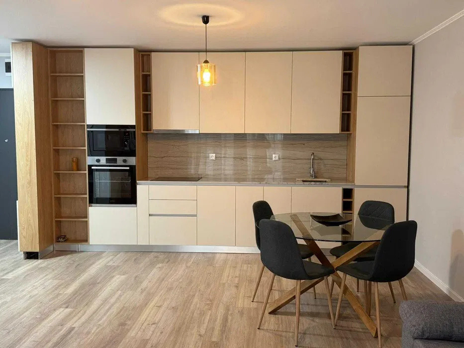 Apartament 2 camere | 1 baie | 1 bucatarie | prima inchiriere | zona The Office