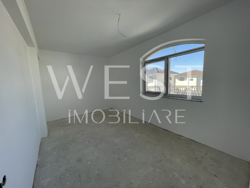 Casa individuală P+E cu 4 cam/130mp! GARAJ! Teren 380mp! Dezmir!
