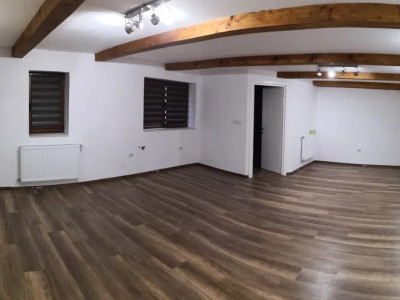 Spatiu birouri | 1 camera | 1 baie | zona Platinia