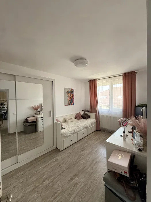 Apartament 3 camere l la cheie l Su 59 mp l Parcare l Zona Porii