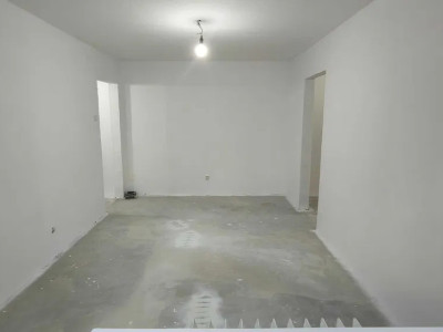 Apartament decomandat l 2 camere l Peana 