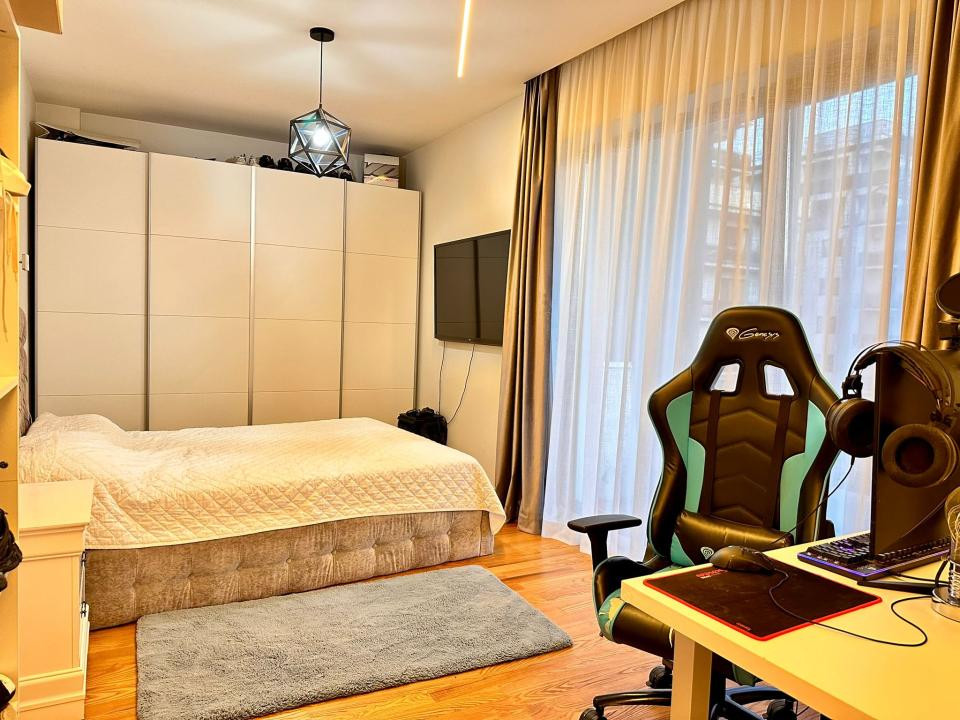 Penthouse pe 2 niveluri l 180 mp utili l 260 mp terase l Buna ziua 
