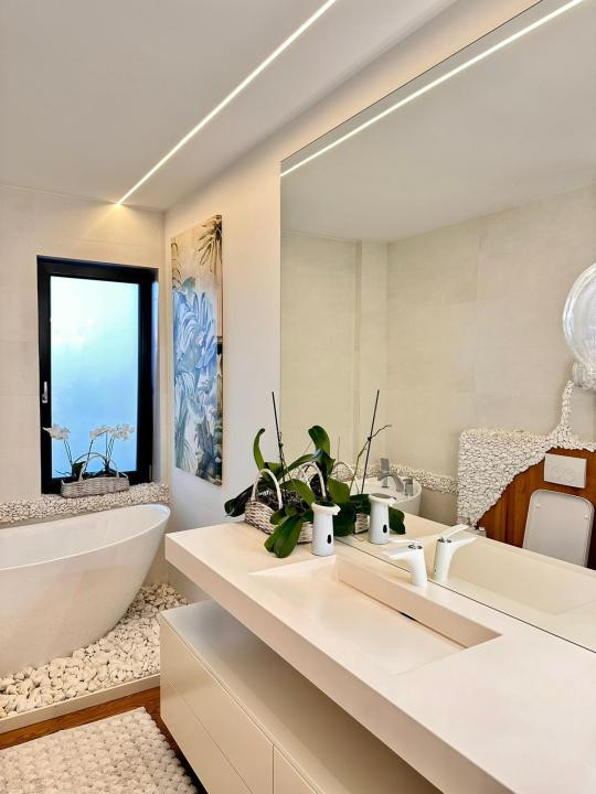 Penthouse pe 2 niveluri l 180 mp utili l 260 mp terase l Buna ziua 