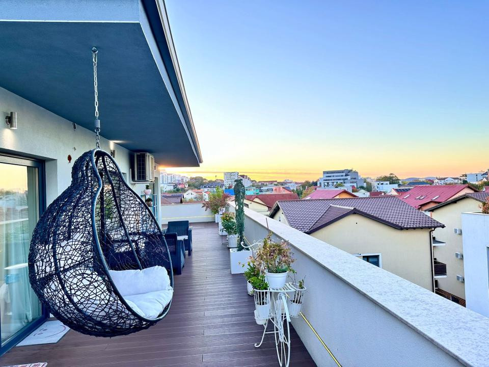 Penthouse pe 2 niveluri l 180 mp utili l 260 mp terase l Buna ziua 