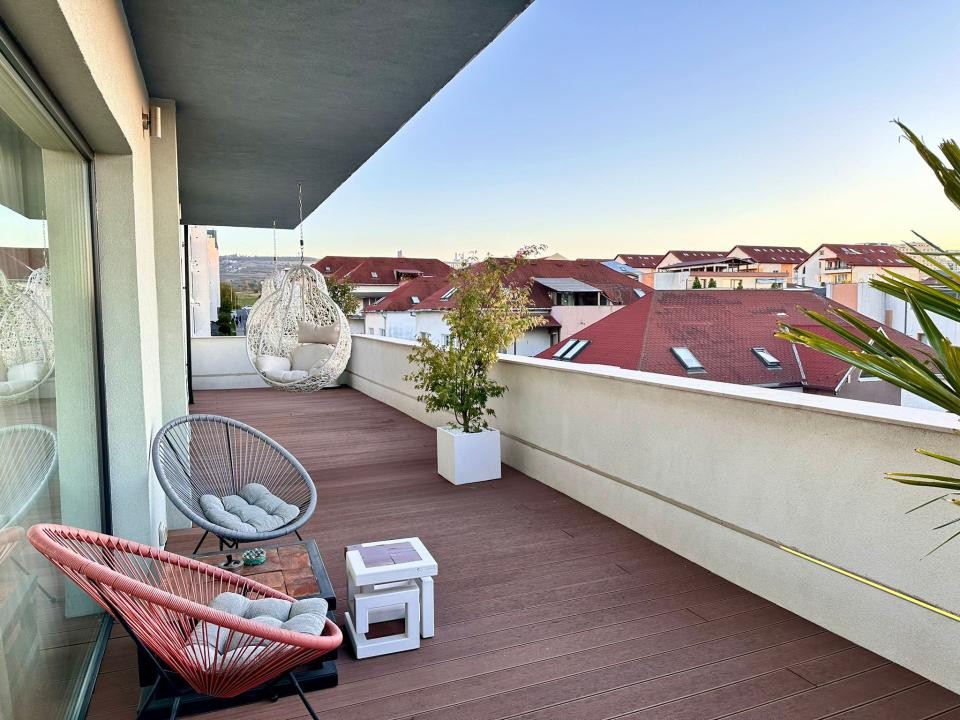 Penthouse pe 2 niveluri l 180 mp utili l 260 mp terase l Buna ziua 