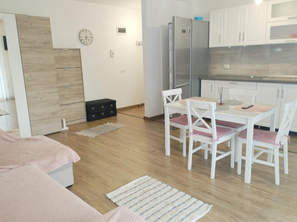 Apartament doua camere | Floresti | Strada Porii | Parcare | Semidecomandat |  