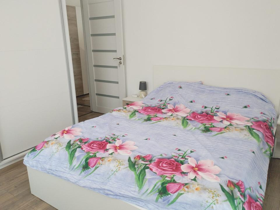 Apartament doua camere | Floresti | Strada Porii | Parcare | Semidecomandat |  