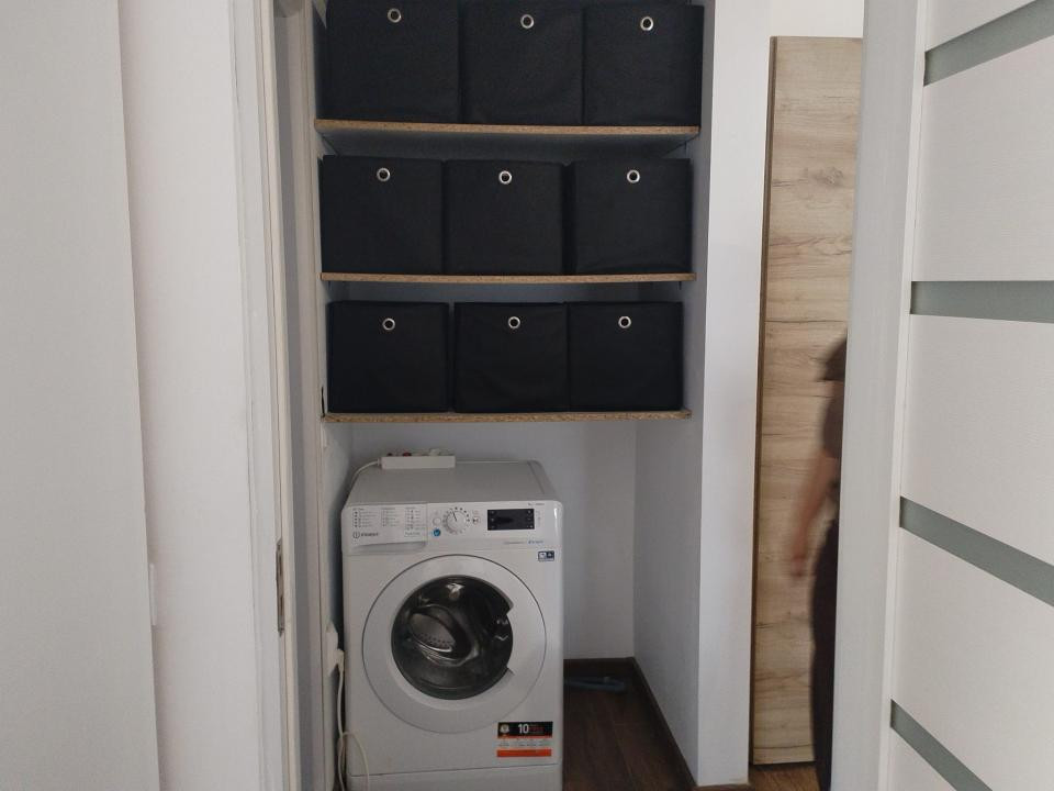 Apartament doua camere | Floresti | Strada Porii | Parcare | Semidecomandat |  