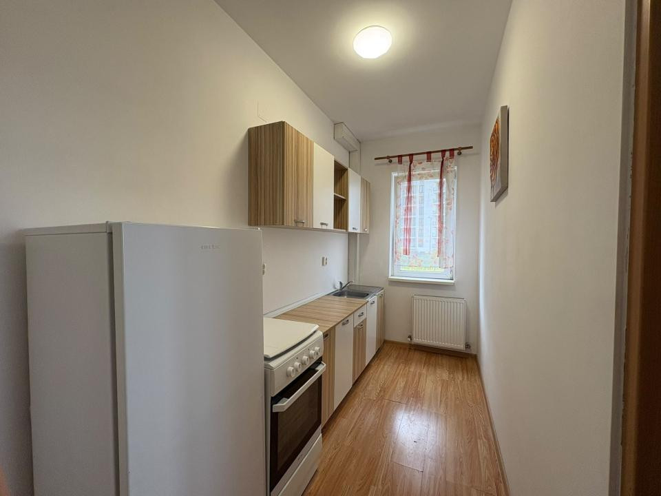 Apartament 2 camere | 1 bucatarie | 1 baie | 1 loc de parcare inclus