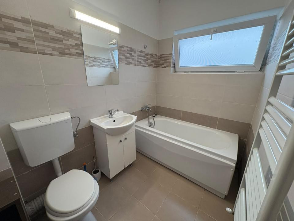 Apartament 2 camere | 1 baie | 1 bucatarie | loc de parcare inclus