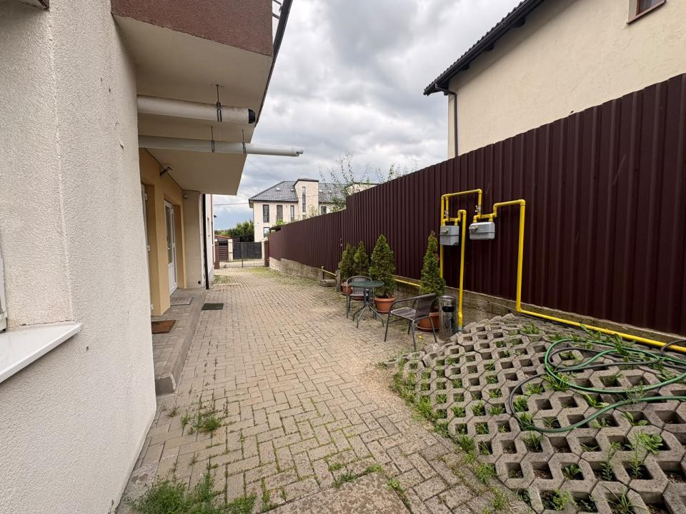 Apartament 2 camere | 1 baie | 1 bucatarie | loc de parcare inclus
