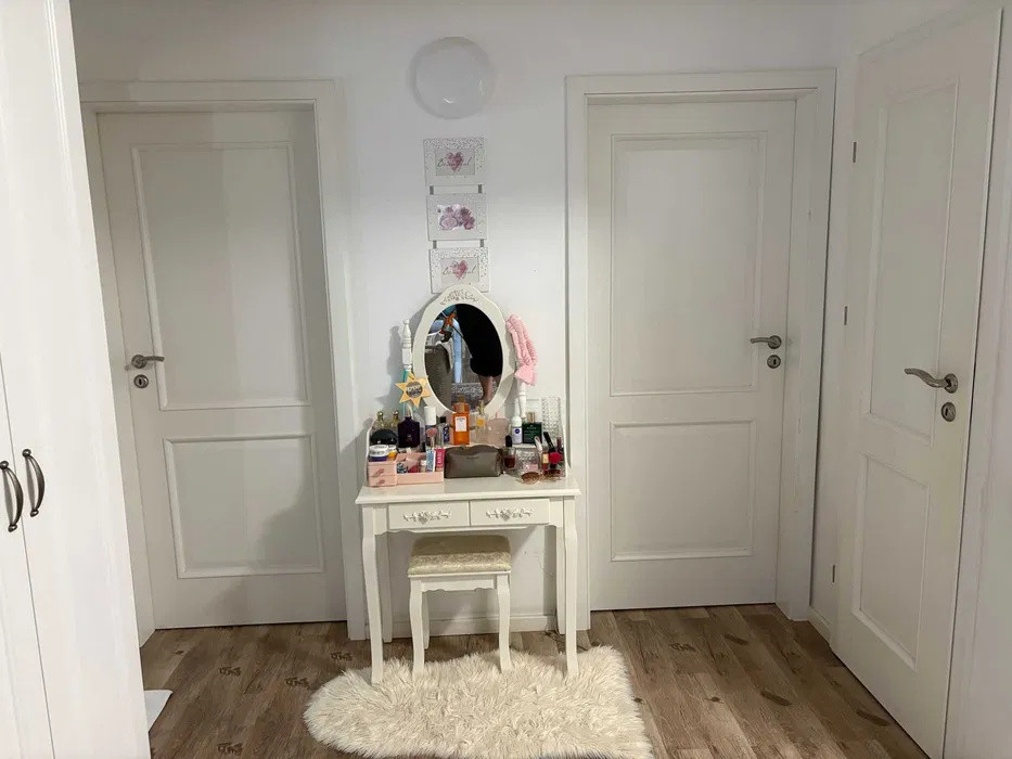 Apartament 3 camere modern l Partial mobilat l Su 60 mp l Porii