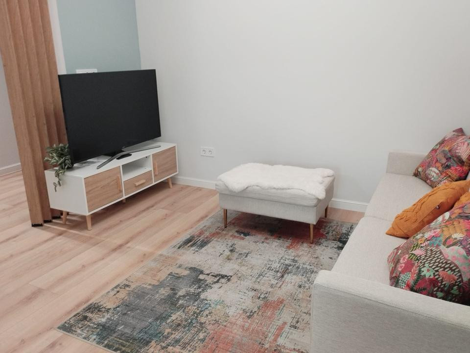 Apartament 3 camere | Eroilor | Parcare subterana | 57 mp |
