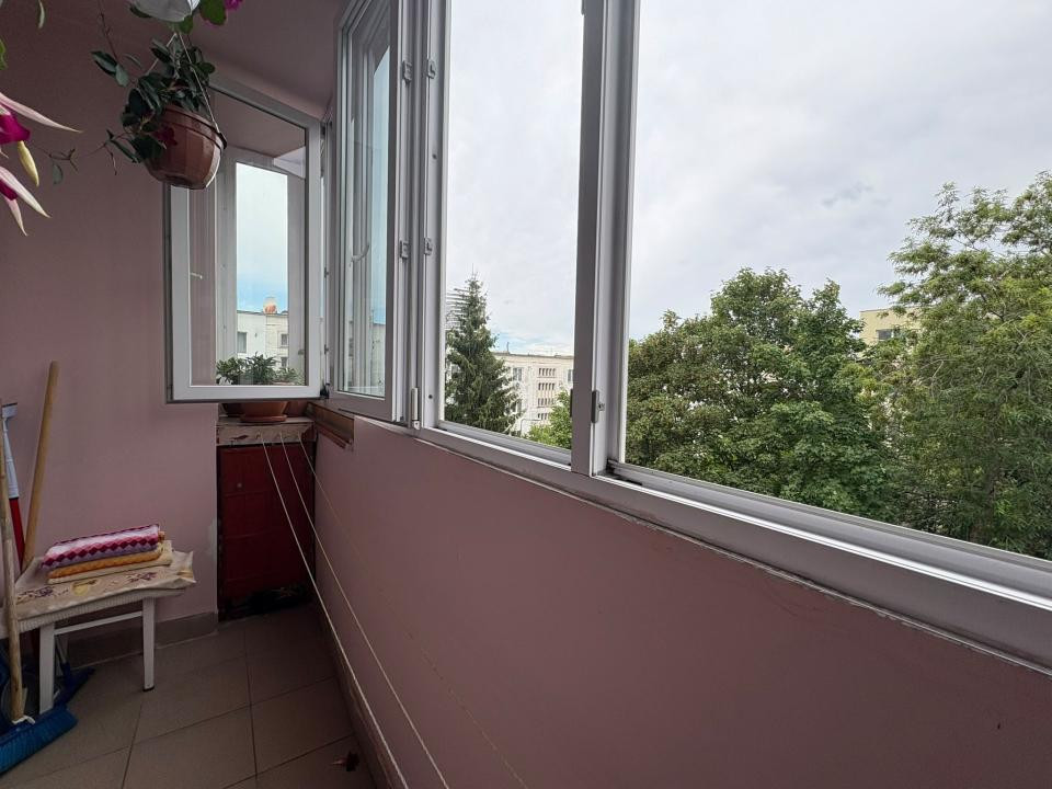 Apartament 3 camere | 2 dormitoare | 1 living | 1 baie | 1 balcon | zona Bucium