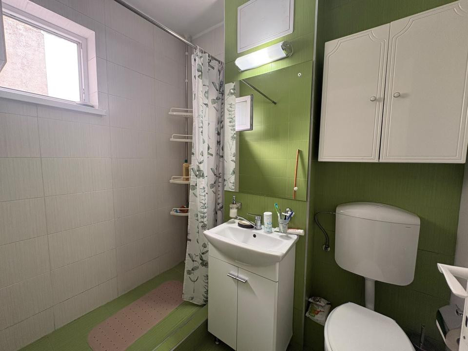 Apartament 3 camere | 2 dormitoare | 1 living | 1 baie | 1 balcon | zona Bucium