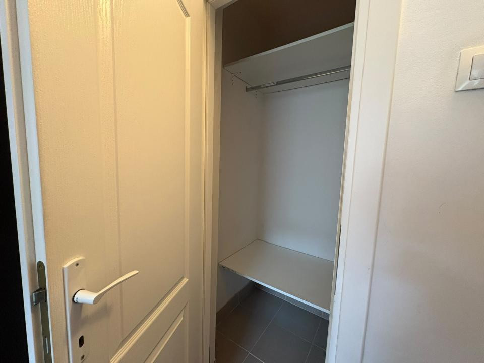 Apartament 3 camere | 2 dormitoare | 1 living | 1 baie | 1 balcon | zona Bucium