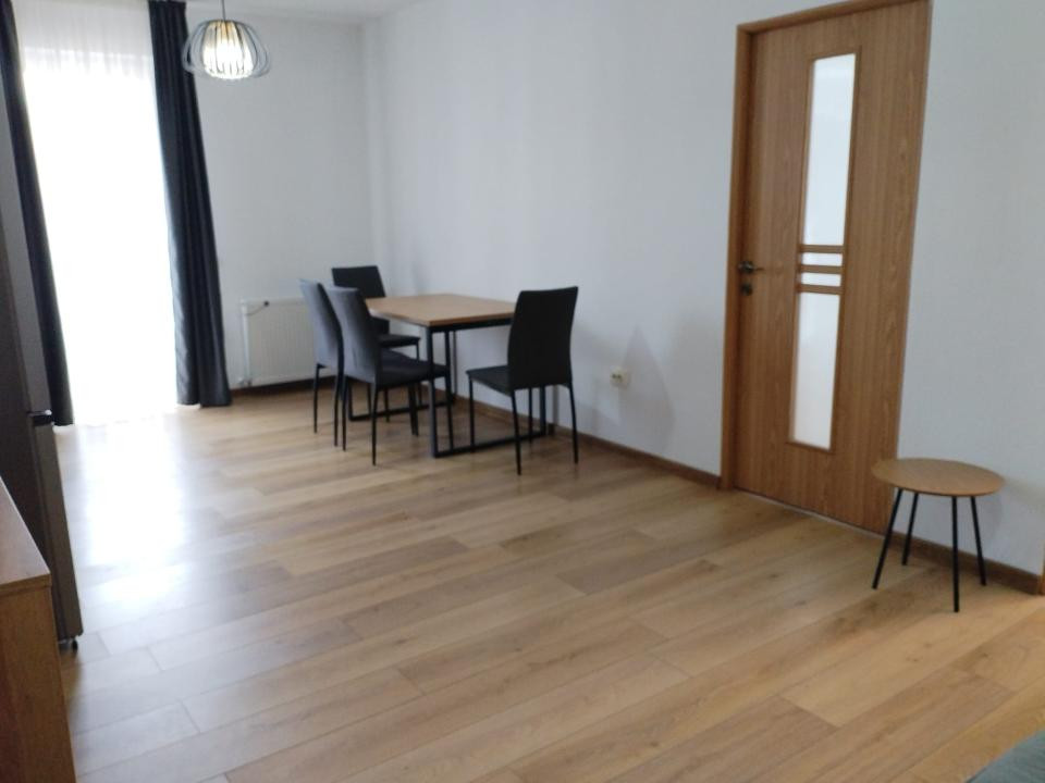 Apartament doua camere | Floresti | Strada Florilor | Semidecomandat | 48mp